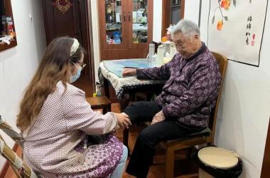 国家谋划未来5年银发市场，三山医伴助力居家养老